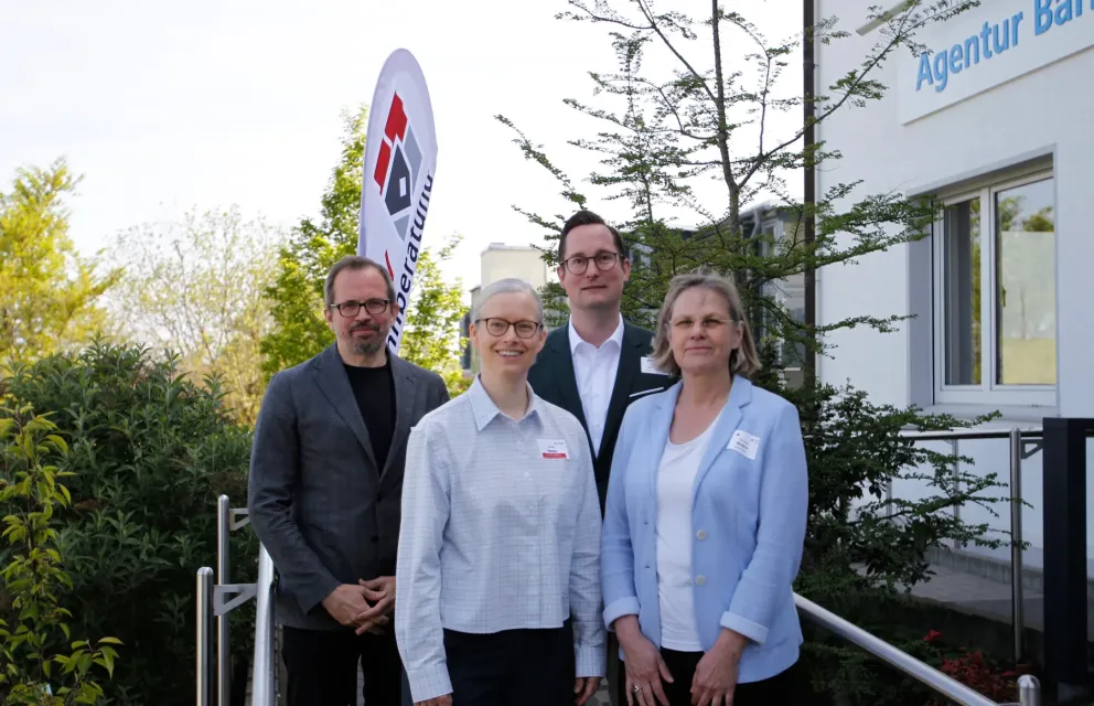Markus Bachmann (Vorstand ESV), Annika Nietzio (Leiterin KBV), Landrat Jan-Christoph Schaberick und Barbara Molitor vom Ministerium für Arbeit, Gesundheit und Soziales des Landes Nordrhein-Westfalen