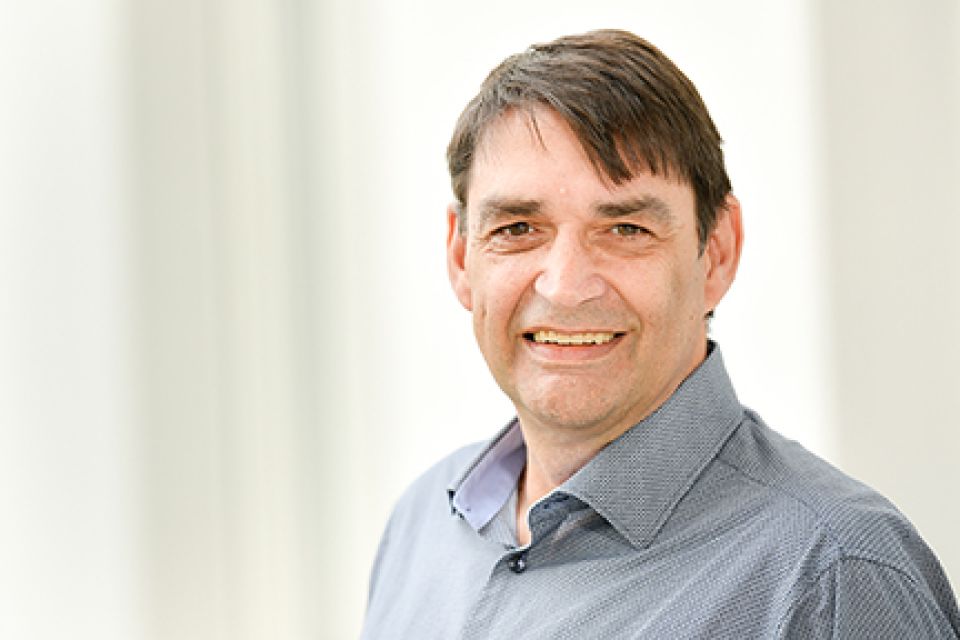 Portraitfoto: Rainer Wallbruch